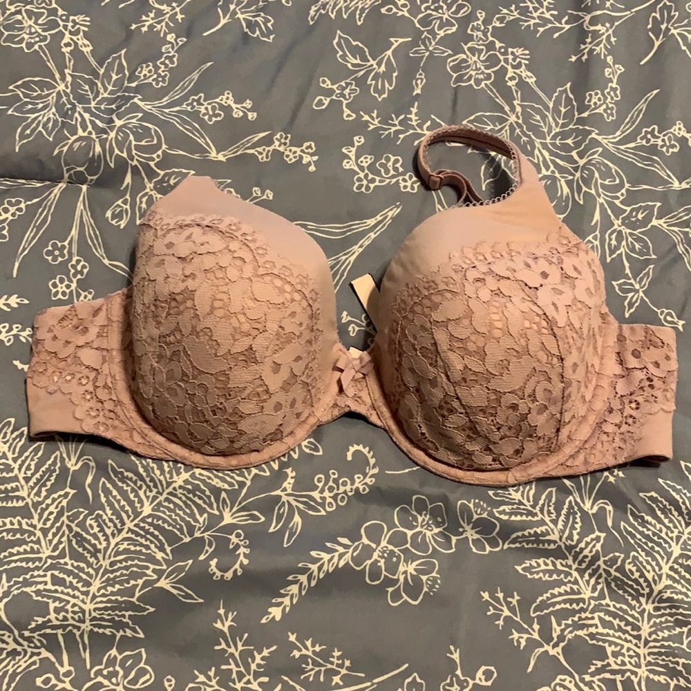 💵 SALE!! Victoria Secret Prefect Coverage bra